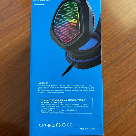 New New Sealed Gaming Headset with Mic Headset with Noise Canceling - Picture 7 of 8